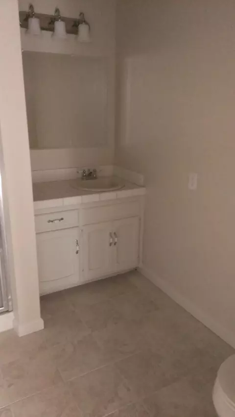 2553 Erin Ln, Redding, CA 96002 photo 8