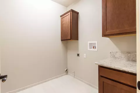 5585 Lexi Ln, Redding, CA 96001 photo 16