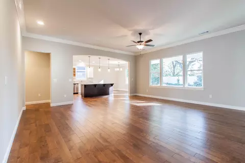 5585 Lexi Ln, Redding, CA 96001 photo 6