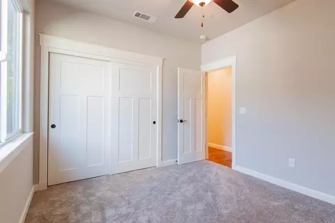 5585 Lexi Ln, Redding, CA 96001 photo 13
