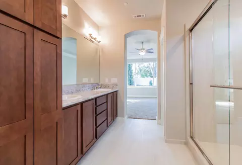 5585 Lexi Ln, Redding, CA 96001 photo 11