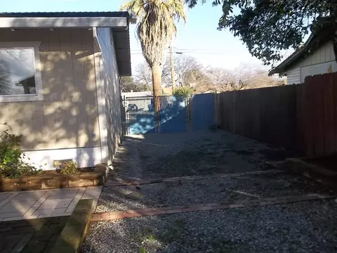 2740 Irwin Rd, Redding, CA 96002 photo 16