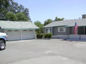 19037 Genevieve, Redding, CA 96003 photo 7