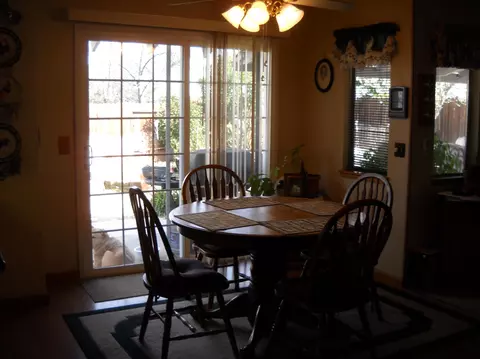 426 Alamine Dr, Redding, CA 96003 photo 7