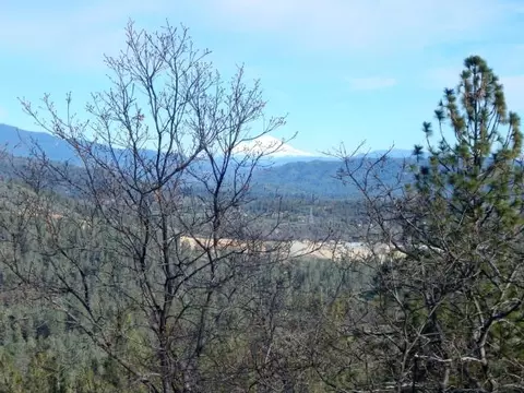 15758 Highland Cir, Redding, CA 96001 photo 23