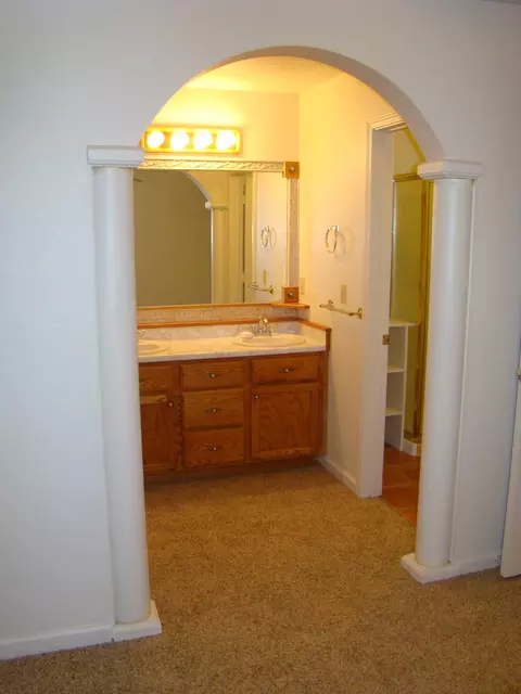 3825 Canterbury, Redding, CA 96002 photo 12