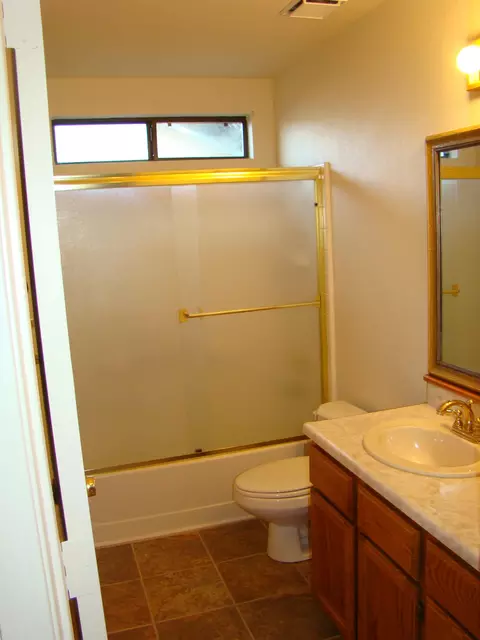 3825 Canterbury, Redding, CA 96002 photo 10