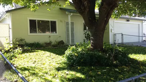 3508 Timber, Anderson, CA 96007 photo 2