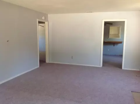 1081 Hawthorne Ave, Redding, CA 96002 photo 5
