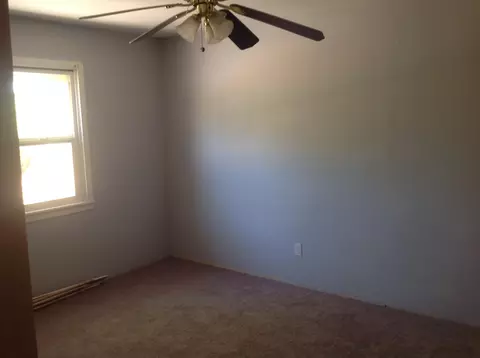 1081 Hawthorne Ave, Redding, CA 96002 photo 14