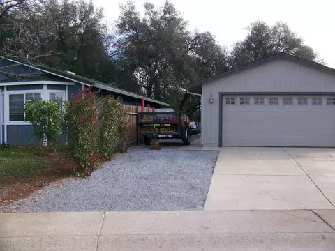 1431 Murieta Loop, Redding, CA 96002 photo 13