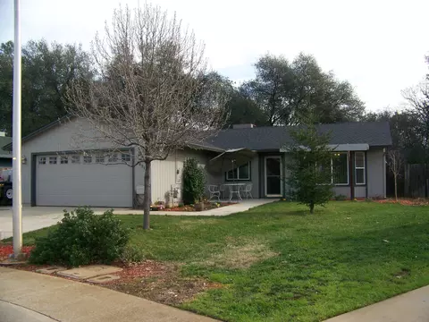 1431 Murieta Loop, Redding, CA 96002 photo 1