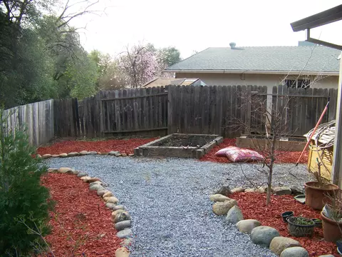 1431 Murieta Loop, Redding, CA 96002 photo 9
