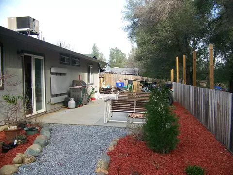 1431 Murieta Loop, Redding, CA 96002 photo 10