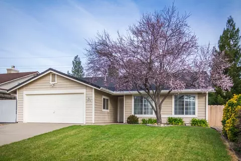 1976 Saltu Dr, Redding, CA 96002 photo 1