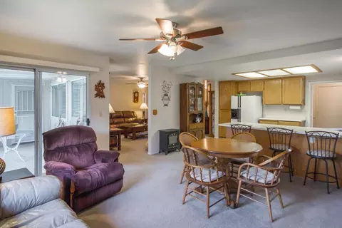 1976 Saltu Dr, Redding, CA 96002 photo 5