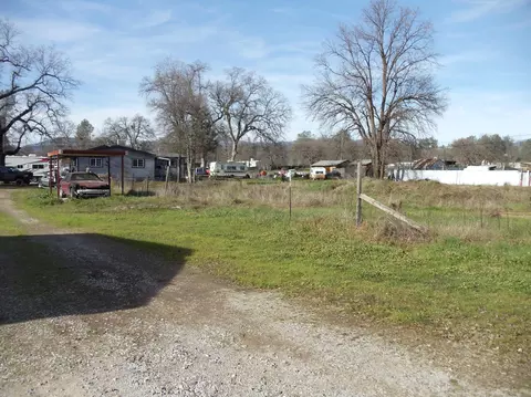 12020 Randolph Rd, Redding, CA 96003 photo 4