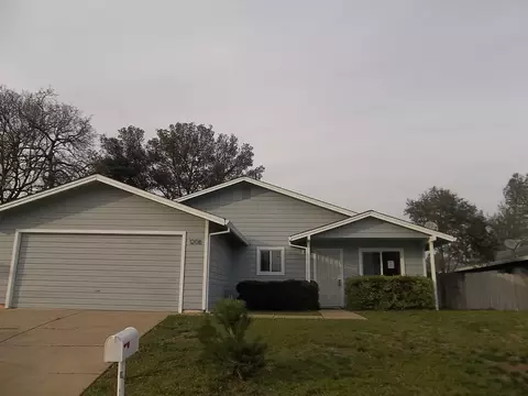 1208 Hawthorne Ave, Redding, CA 96002 photo 1