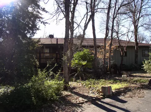 12490 Old Oregon Trl, Redding, CA 96003 photo 3