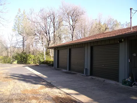 12490 Old Oregon Trl, Redding, CA 96003 photo 8
