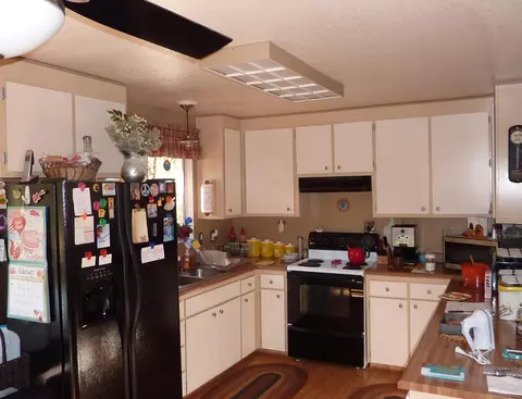 19563 Statton Rd, Lakehead, CA 96051 photo 5
