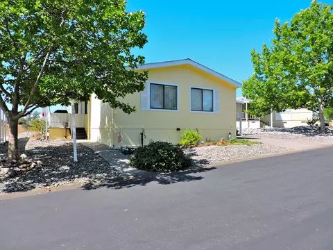 4590 Hickory Trl, Redding, CA 96003 photo 2