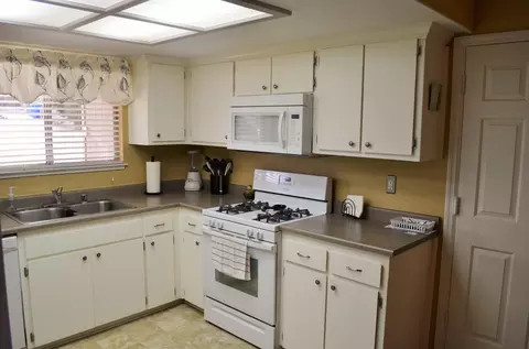 3758 Lake Forest Dr, Redding, CA 96003 photo 6