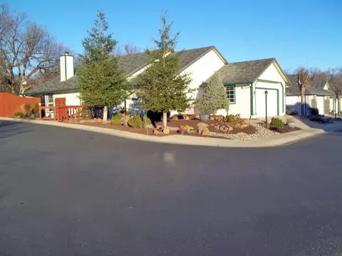 298 Buckhorn Walk, Redding, CA 96003 photo 1