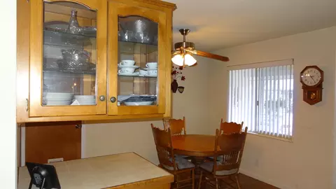 1336 Jeffries St, Anderson, CA 96007 photo 3