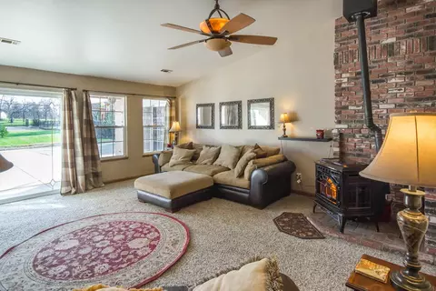 11613 Ridgewood Rd, Redding, CA 96003 photo 7