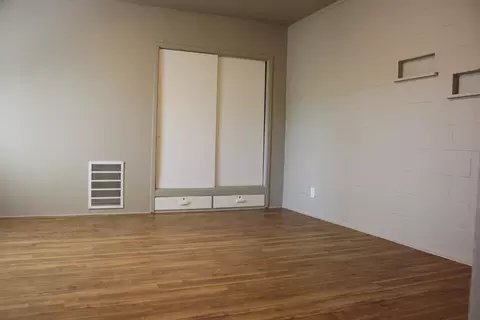 1930 10th St, Redding, CA 96001 photo 1