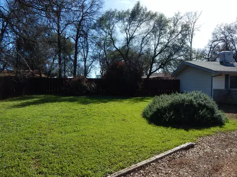 20345 Gibson Ct, Redding, CA 96002 photo 8