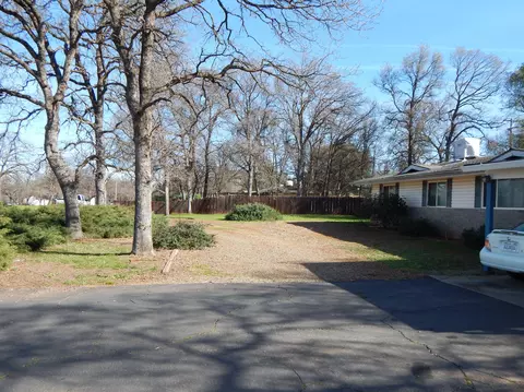 20345 Gibson Ct, Redding, CA 96002 photo 3