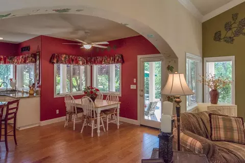 13248 Tierra Heights Rd, Redding, CA 96003 photo 7
