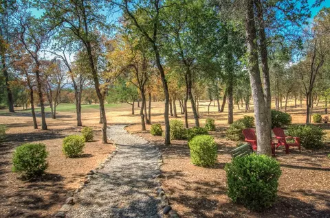 13248 Tierra Heights Rd, Redding, CA 96003 photo 11