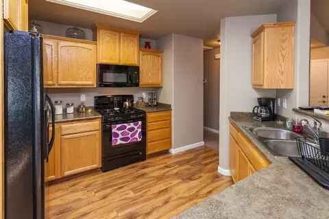2211 Shenandoah Dr, Anderson, CA 96007 photo 13
