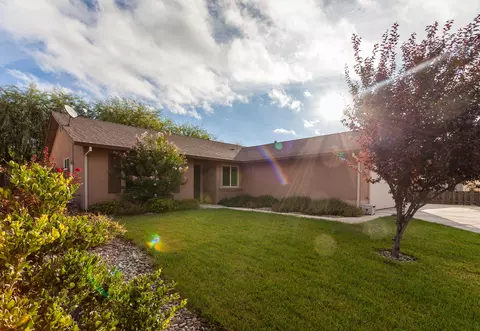 2211 Shenandoah Dr, Anderson, CA 96007 photo 2