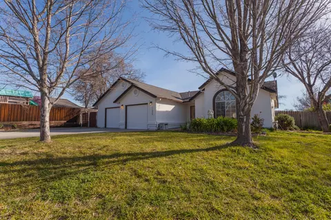 11555 Wales Ct, Redding, CA 96003 photo 1