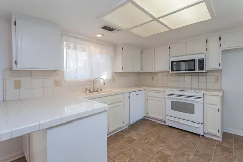 11555 Wales Ct, Redding, CA 96003 photo 17