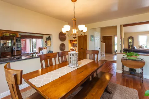 3280 Forest Hills Dr, Redding, CA 96002 photo 12