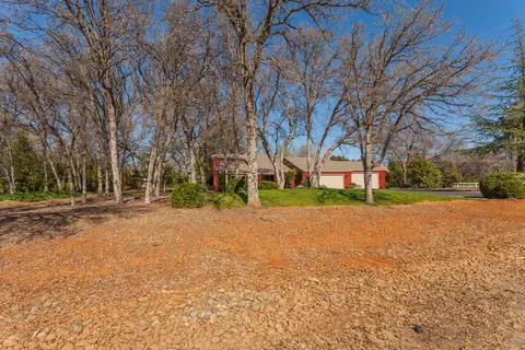 3280 Forest Hills Dr, Redding, CA 96002 photo 5