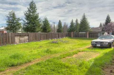 1236 Bonhurst Dr, Redding, CA 96003 photo 41