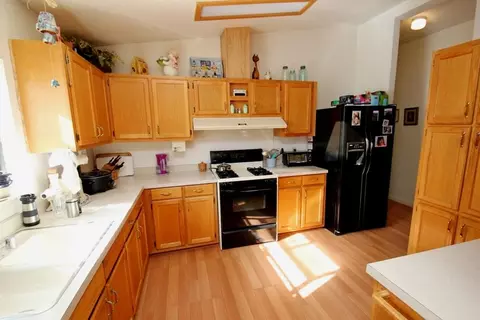 332 Mammoth Path, Redding, CA 96003 photo 6