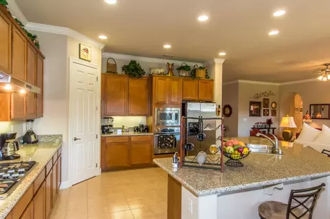 749 Rivercrest Pkwy, Redding, CA 96002 photo 12