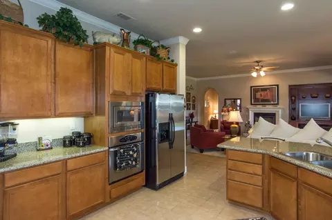 749 Rivercrest Pkwy, Redding, CA 96002 photo 14