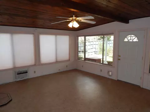 2231 Canal Dr, Redding, CA 96001 photo 9