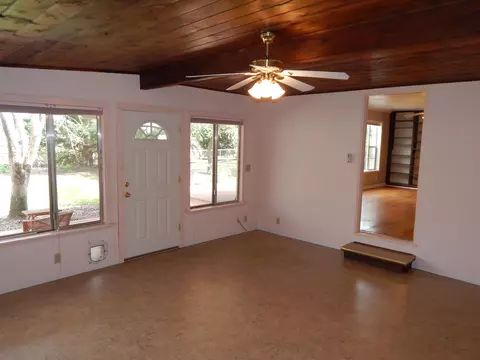 2231 Canal Dr, Redding, CA 96001 photo 11