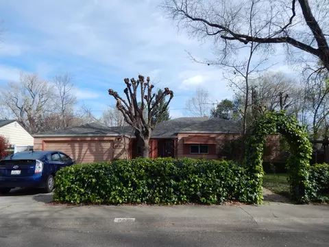 2231 Canal Dr, Redding, CA 96001 photo 1