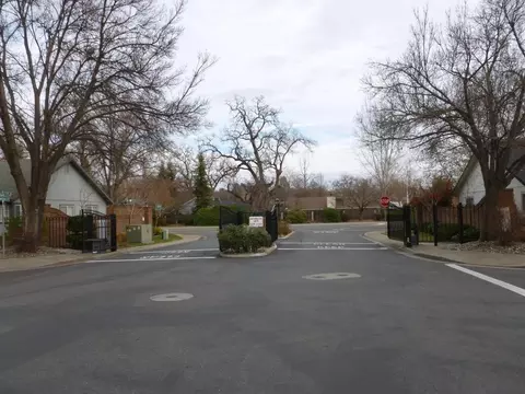 595 Yolla Bolly Trl, Redding, CA 96003 photo 27