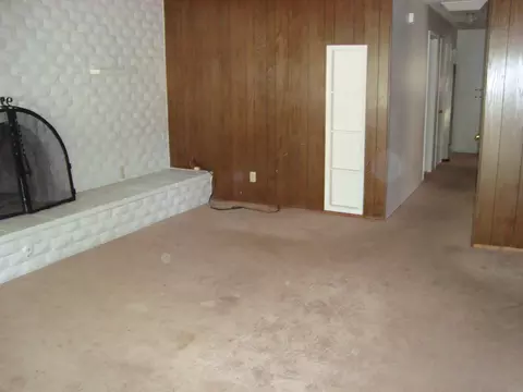 3865 Mercury Dr, Redding, CA 96002 photo 3
